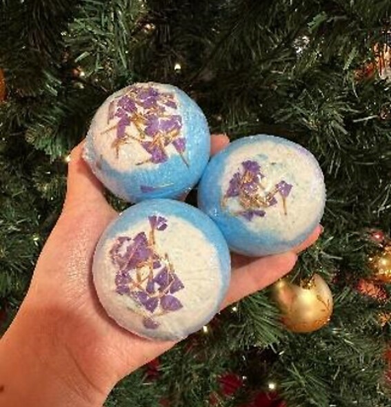 FORGET-ME-NOT BATH BOMB