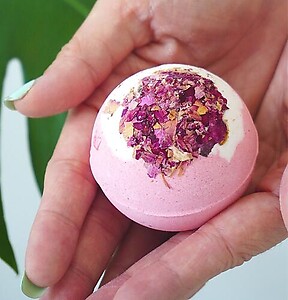 JOYFUL FIZZY BATH BOMB