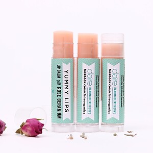 YUMMY LIPS INTENSIVE LIP THERAPY WITH ROSE GERANIUM